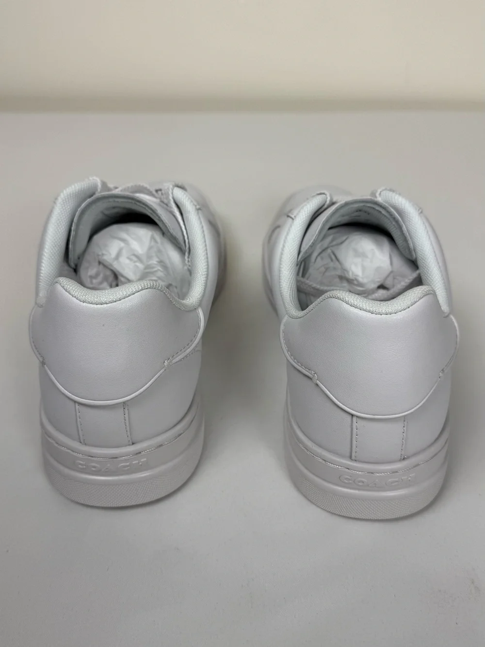 COACH® High Line Signature Canvas Lace-Up Sneakers – White Size 7.5 🤍🔥